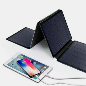 40Fied 21 Watt foldable solar panel with magnetic closure, compact 6x6 inch folded size with built-in USB-C charging port
