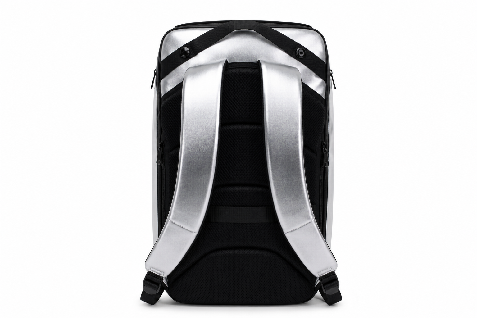 Vented Padding to keep your back  dry and comfortable all day